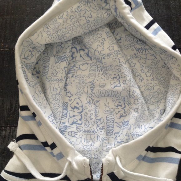 Akademiks Hoodie - Picture 5 of 11